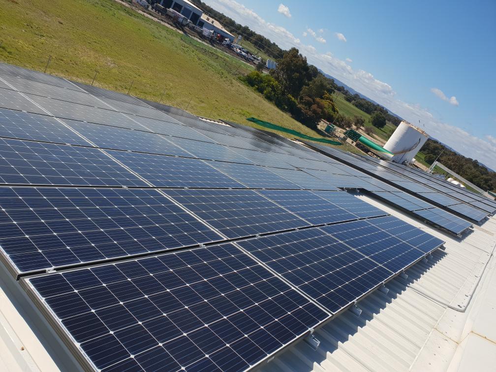 Happy Customer from Truck Centre Review for 10kW Solar Deals